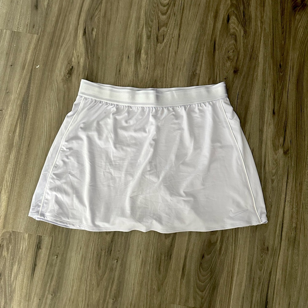 Nike skort NWOT